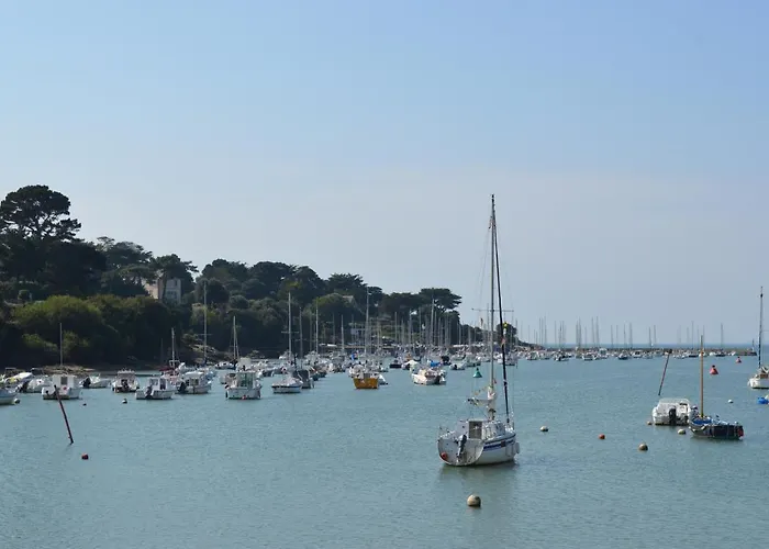 A La Birochere D Hotes Classee 3 Cles Et Accueil Velo Bed and Breakfast Pornic