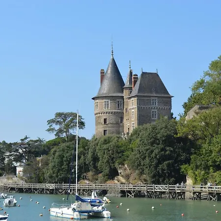 Bed & Breakfast A La Birochere D Hotes Classee 3 Cles Et Accueil Velo 3*